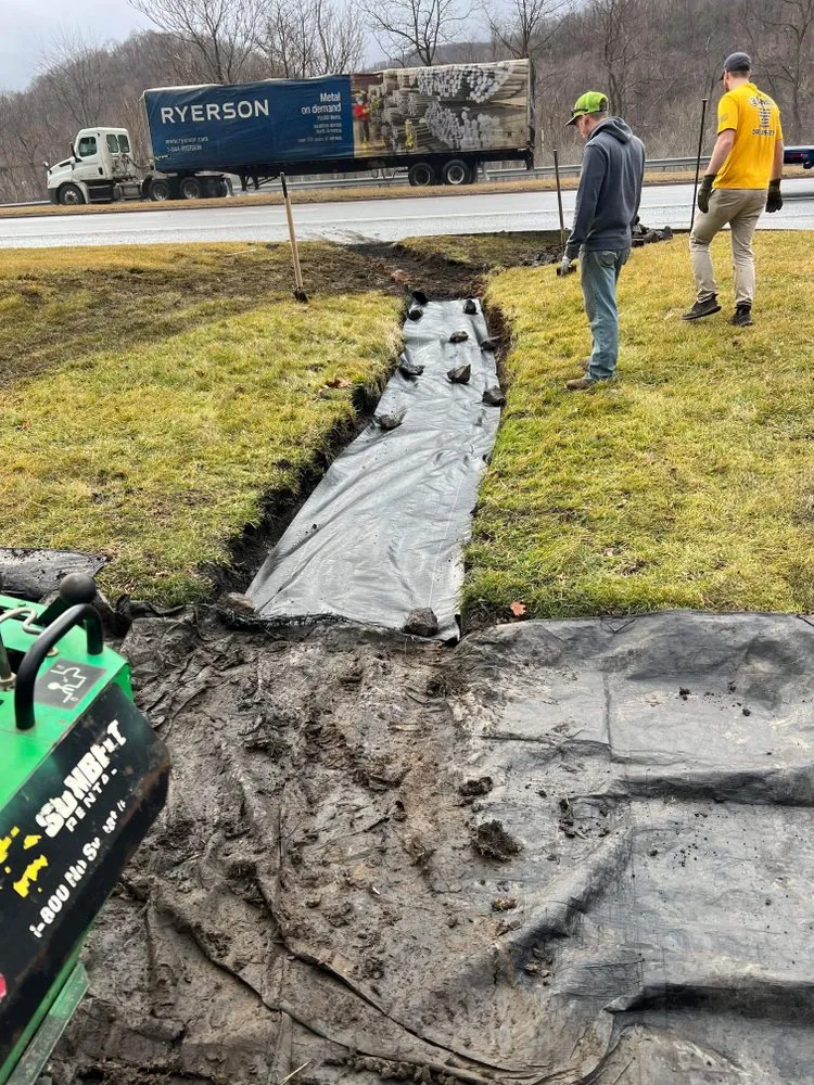 Custom landscape installation in Narrows, VA - GrassCuts