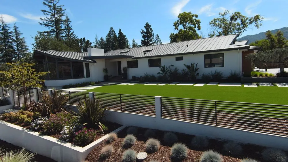 Affordable lawn care service experts serving San Jose, CA - Grasshopper Builders