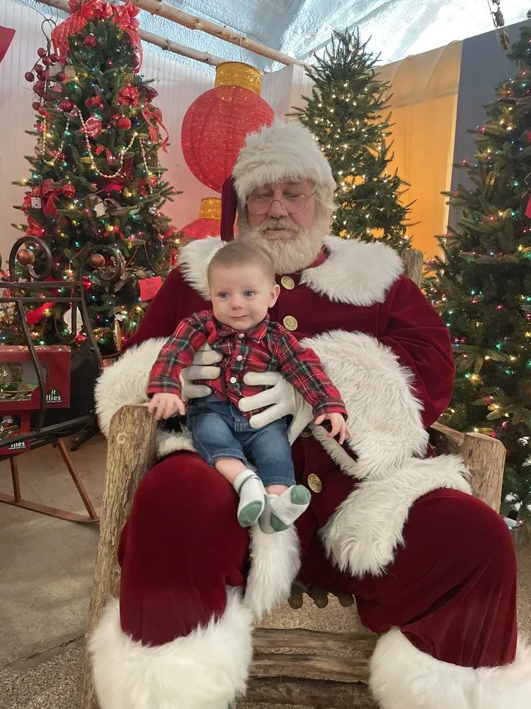 Professional landscaping services experts serving Brighton, MI - Grasshopper Gardens