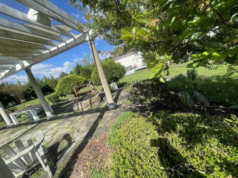 Top-rated garden landscaping in Chambersburg, PA by Grasshopper, Landscaping and Lawn Care