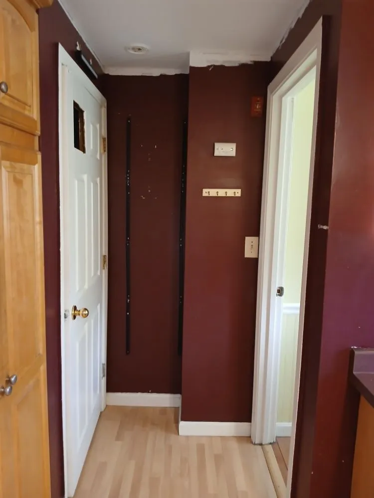 Reliable lawn mowing service in Dracut, MA - Grasshopper Lawn Care & Painting