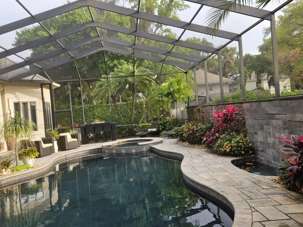 Top-rated yard cleanup service experts serving Lakeland, FL - Grasshopper Lawn