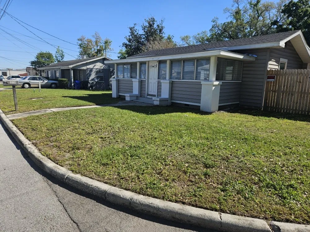 Affordable landscaping services for residential properties across Lakeland, FL - Grasshopper Lawn