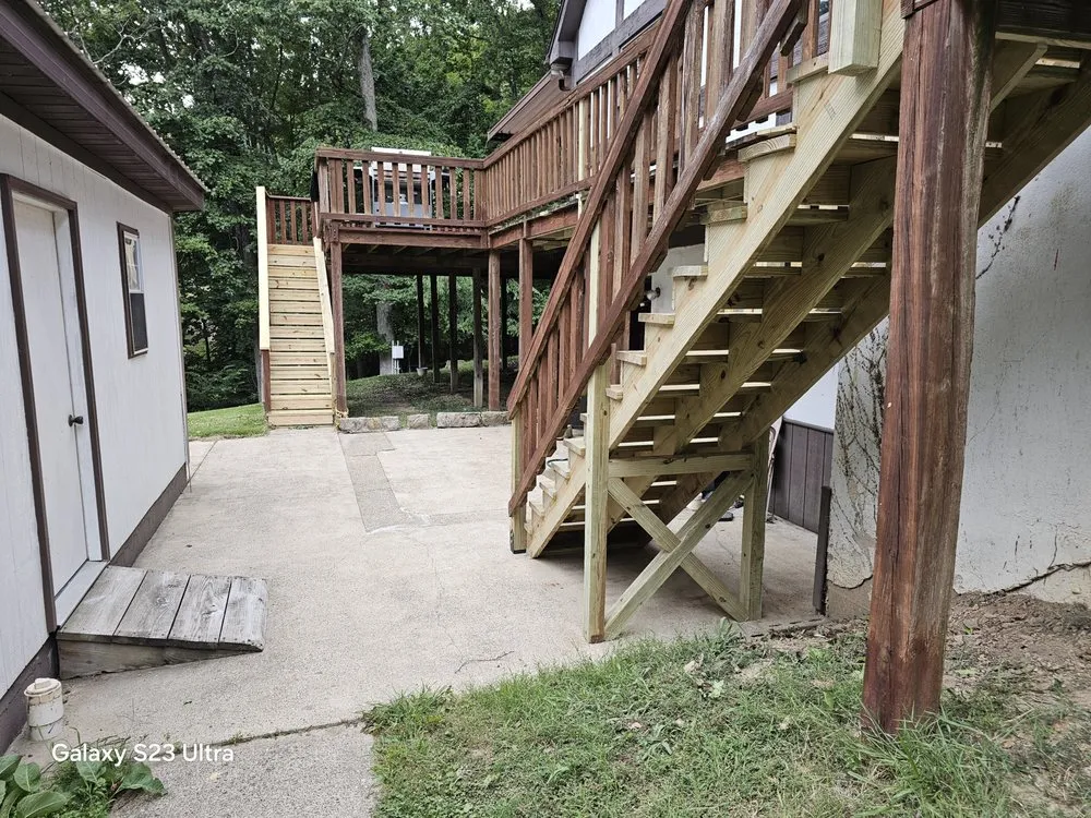 Local lawn care service with custom design across Elkview, WV - GrassHopper lawncare an Handyman Services