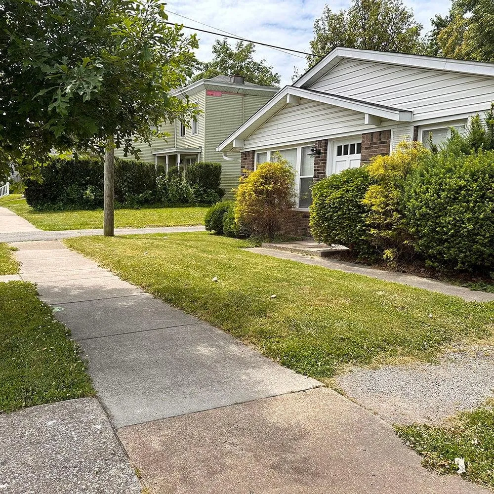 Trusted landscape design experts serving Louisville, KY - Grasshopper Mowing