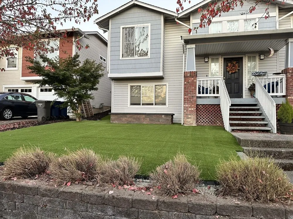 Custom garden landscaping for beautiful yards in Renton, WA by GrassLand- Synthetic Turf