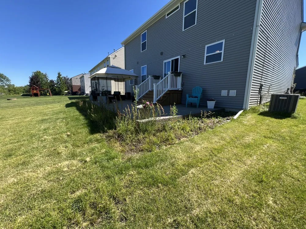 Expert outdoor landscaping in St. Clair Shores, MI - Grassland