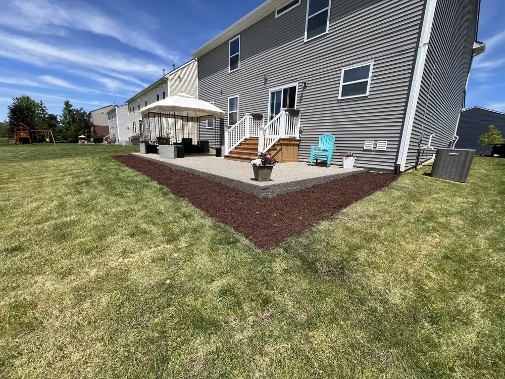 Expert outdoor landscaping in St. Clair Shores, MI - Grassland