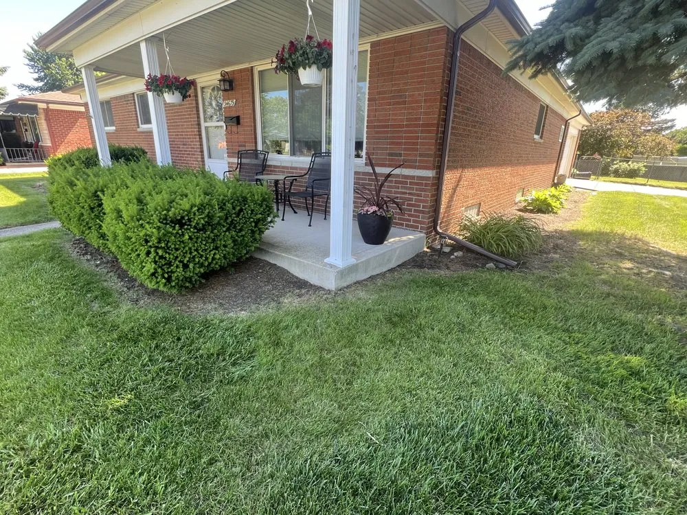 Local landscape installation in St. Clair Shores, MI by Grassland