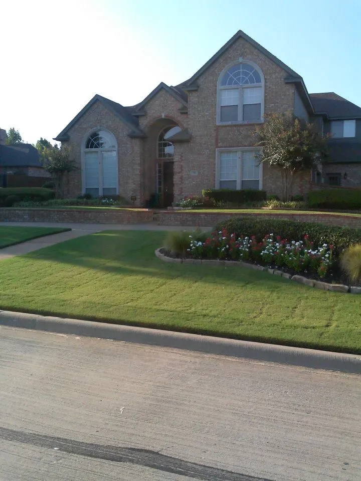 Reliable landscape installation in Burleson, TX by Grassmasters Weed Control