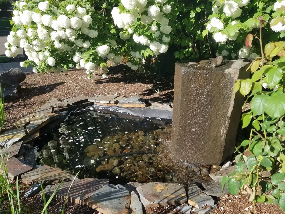 Reliable lawn mowing service experts serving West Linn, OR - GrassRoots Landscape Maintenance