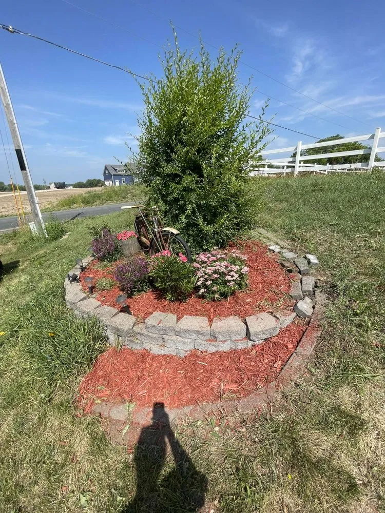 Reliable landscape design experts serving Medina, MN - Grassroots Landscaping
