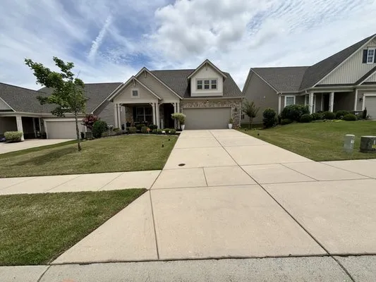 Grassworks Landscaping Logo