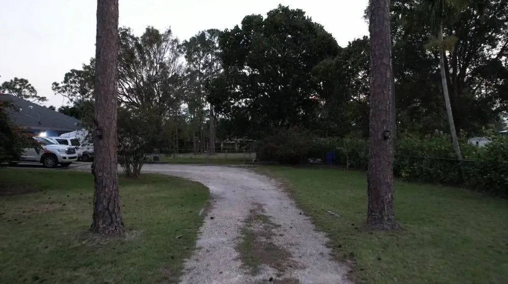 Expert lawn care service in Loxahatchee, FL - Gravel Works