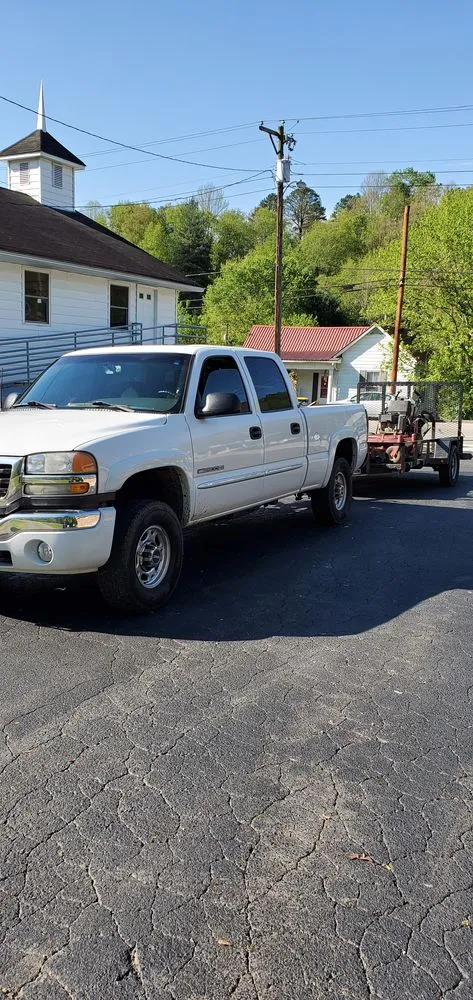 Affordable landscape design with custom design across Brodhead, KY - Graves Lawn Service