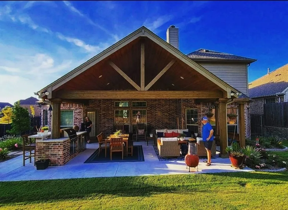 Affordable landscaping services for homes across Rockwall, TX - Graves Pools and Outdoor Living