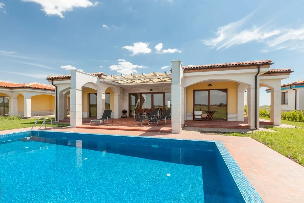 Expert landscape installation experts serving Carlsbad, CA - Gravity Services