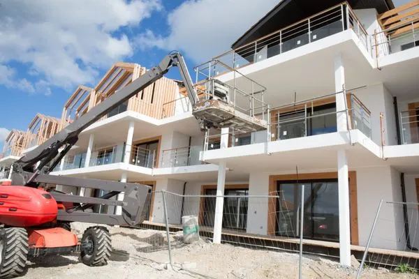 Gravity Services Logo