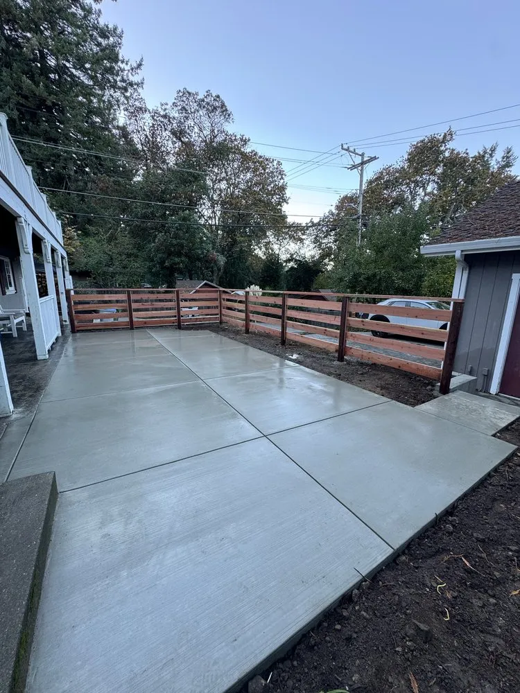 Custom yard cleanup service for year-round maintenance across Morgan Hill, CA - Gray Concrete