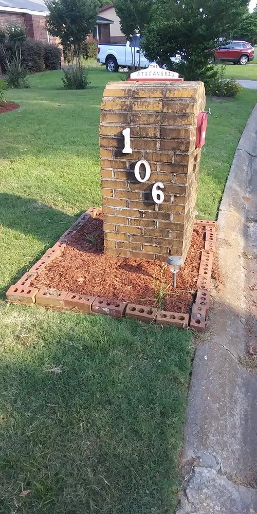 Reliable lawn mowing service in Warner Robins, GA by Gray Landscaping And Handyman