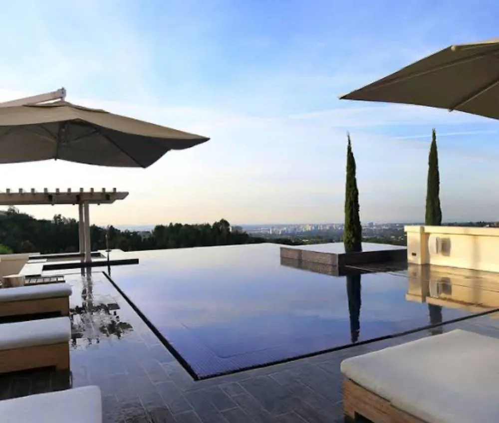 Expert lawn mowing service for year-round maintenance in The Hills, TX by Gray Lang