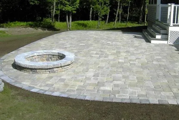 Custom outdoor landscaping experts serving Charlestown, RI - Gray-Line & Son Hardscape/Landscape Construction