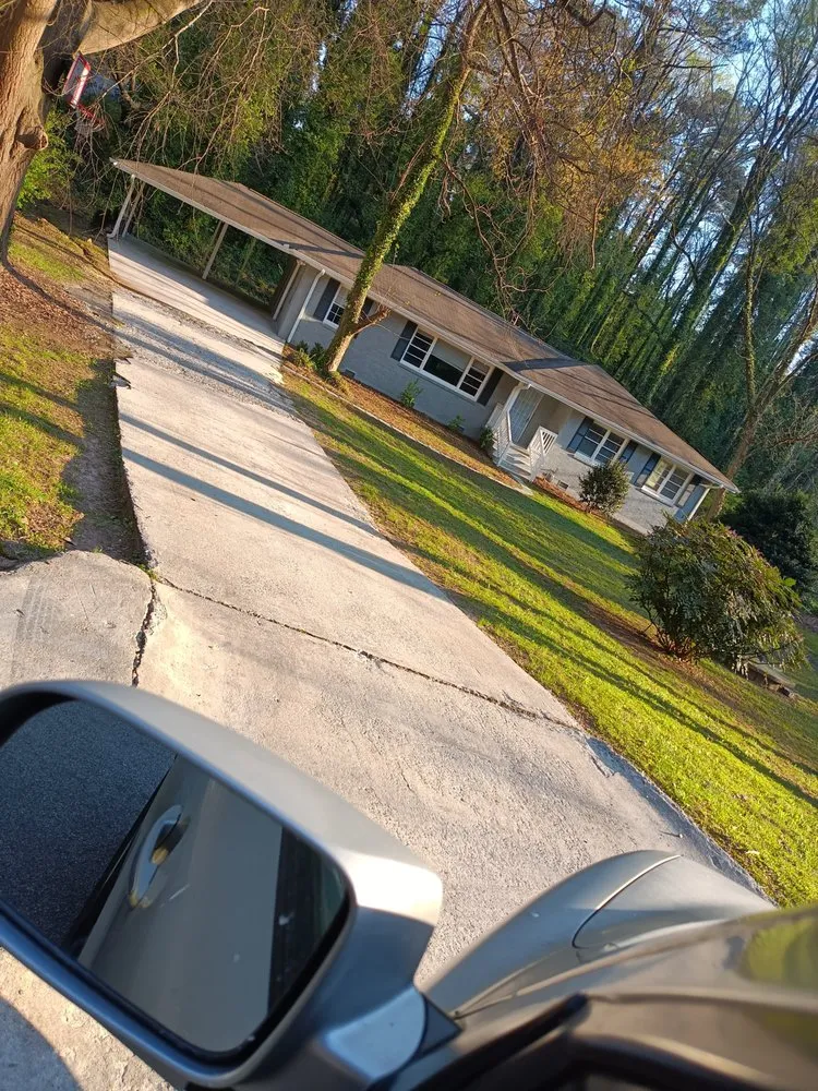 Reliable lawn care service in Atlanta, GA - Grayface85