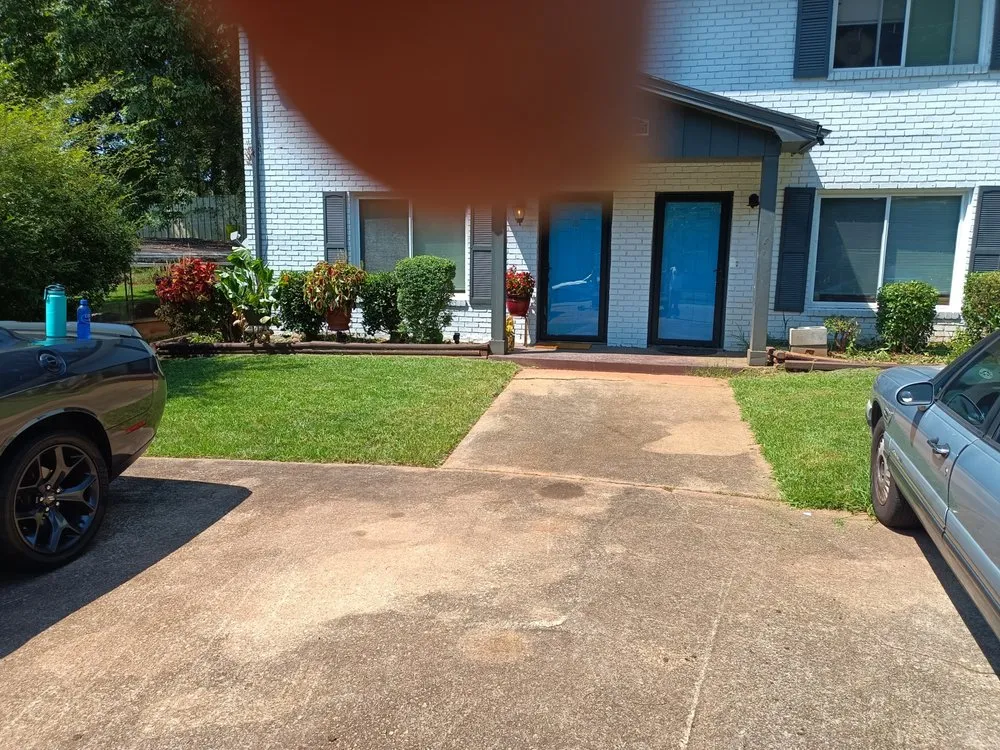 Trusted yard cleanup service for year-round maintenance in Atlanta, GA by Grayface85