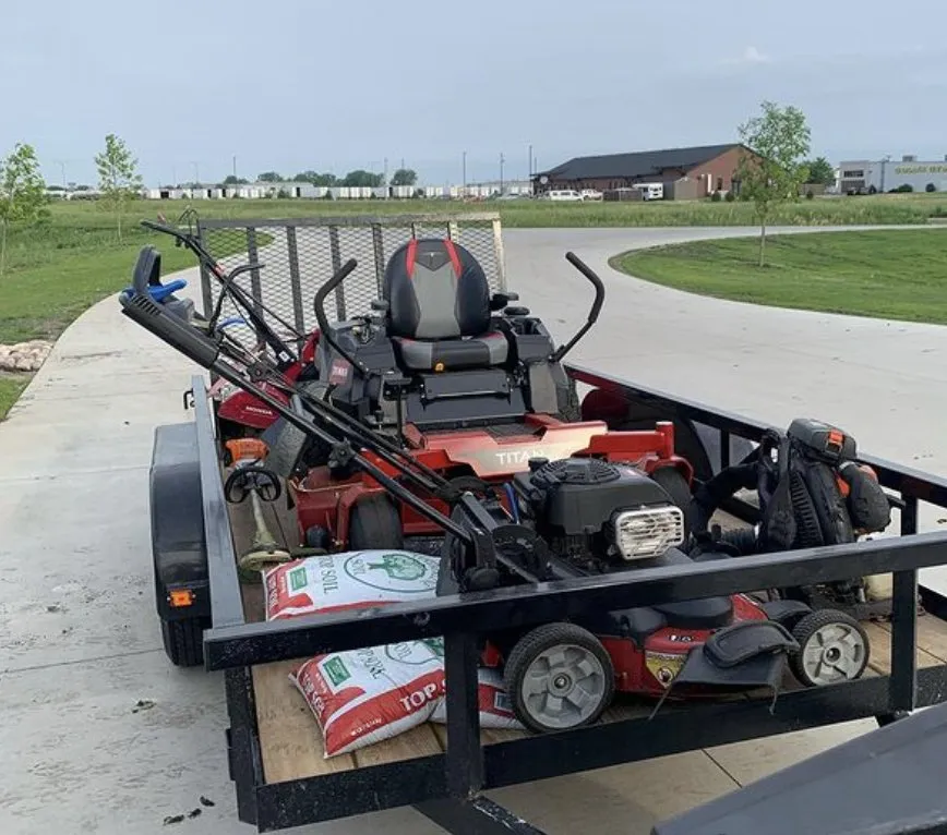 Expert residential landscaping experts serving Washington, IL - Gray's Groundskeeping