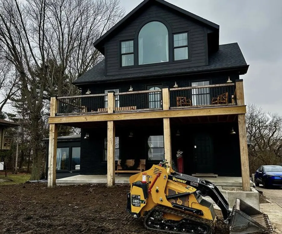 Reliable residential landscaping experts serving Washington, IL - Gray's Groundskeeping