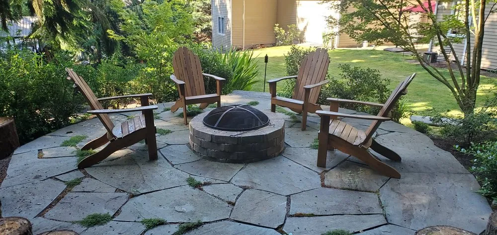 Affordable yard maintenance in Duvall, WA by Gray's Landscaping