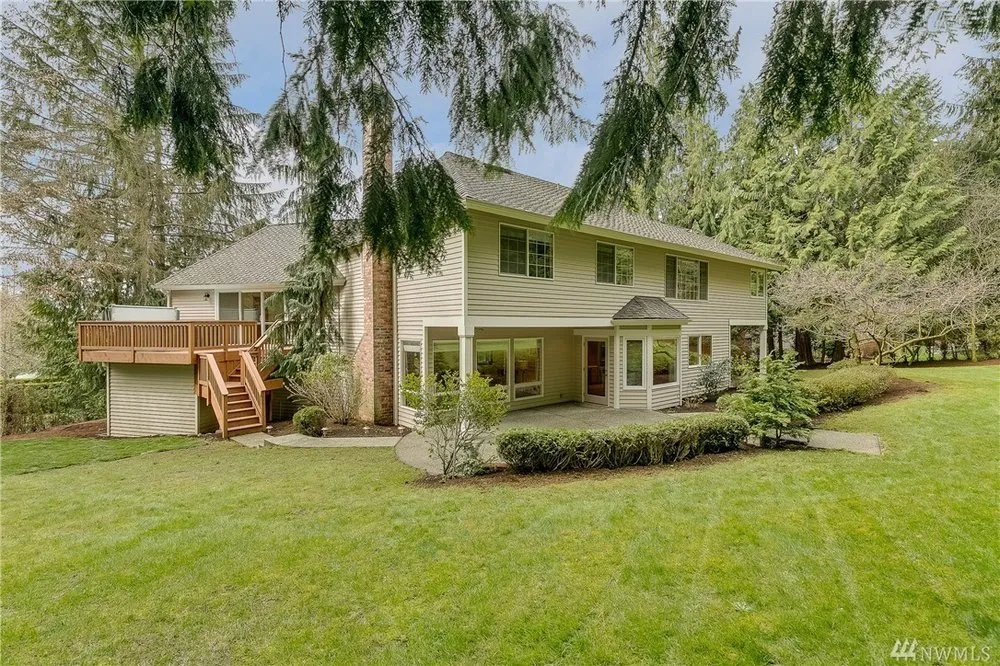 Professional landscape design for homes in Duvall, WA by Gray's Landscaping