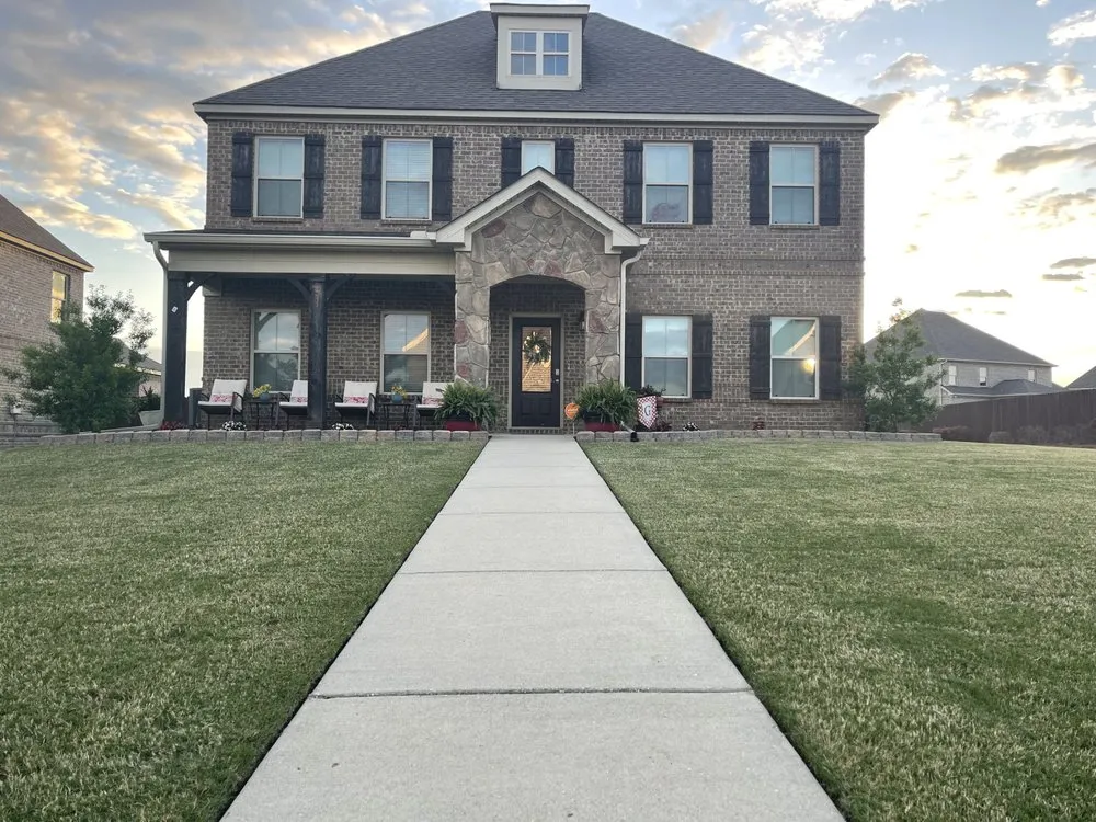 Reliable garden landscaping for outdoor upgrades across Pike Road, AL - Grays lawn care