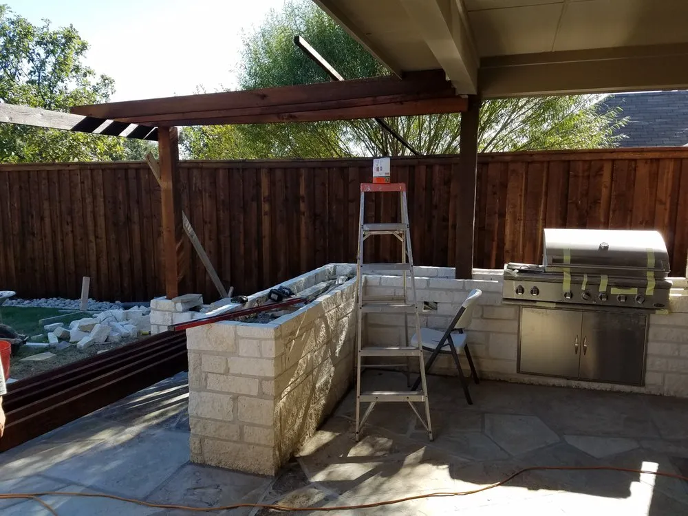 Custom yard maintenance in Dallas, TX by Grayscape Landscaping & Design