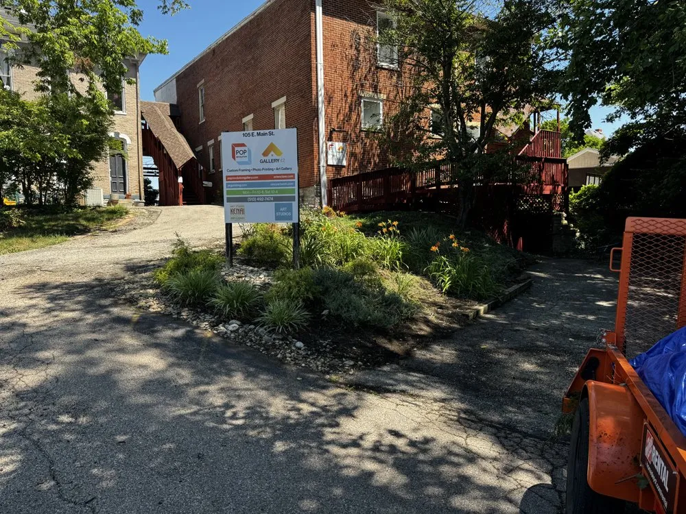 Local landscape design with custom design in Hamilton, OH by Grayscaping