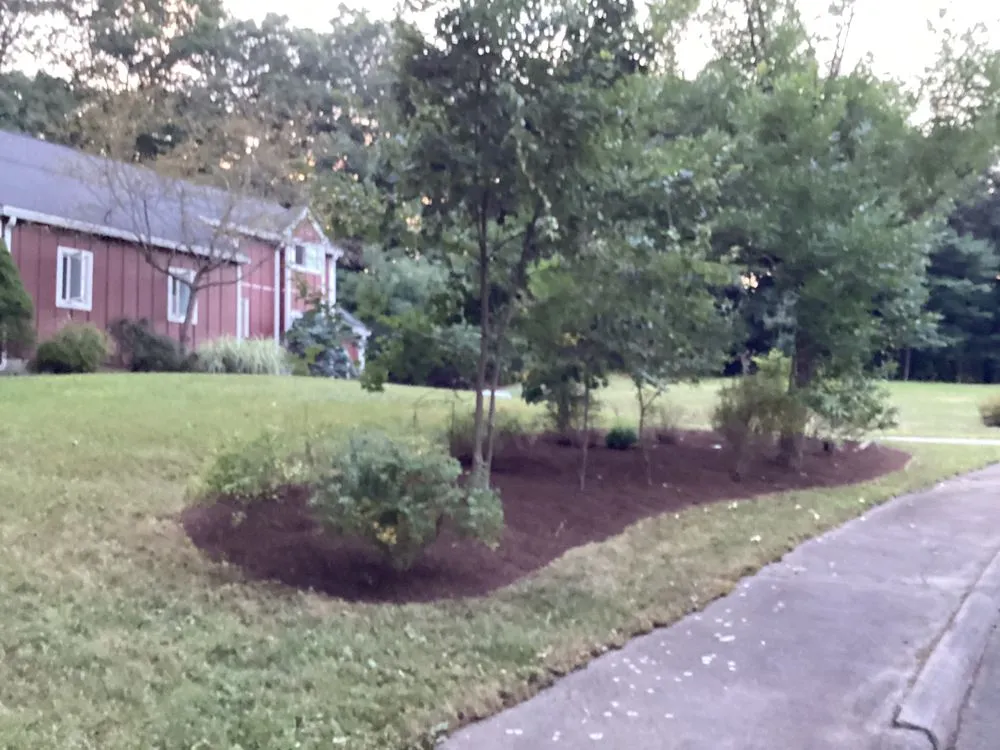 Local lawn mowing service experts serving Concord, MA - GRAZE Lawn & Garden