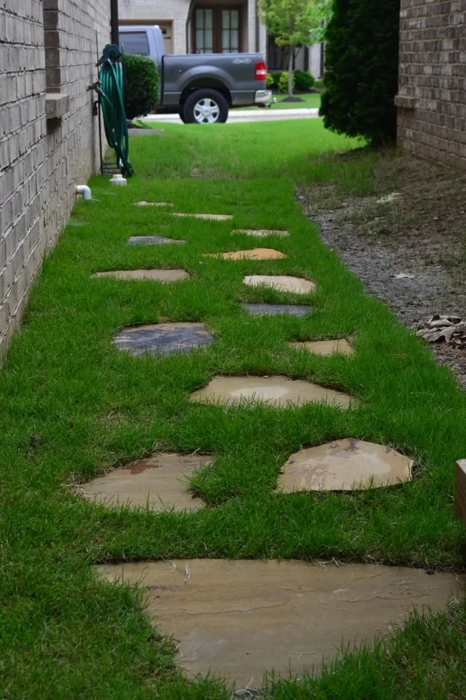 Expert outdoor landscaping near you in Memphis, TN by Grazz Masters