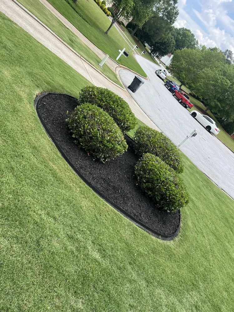 Local yard cleanup service in Atlanta, GA - Grazzcare Landscaping Services