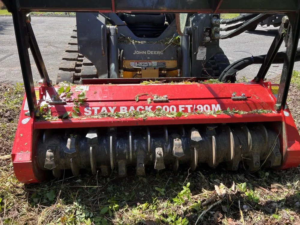 Affordable yard cleanup service in Friendsville, TN by Great American Lawn Care