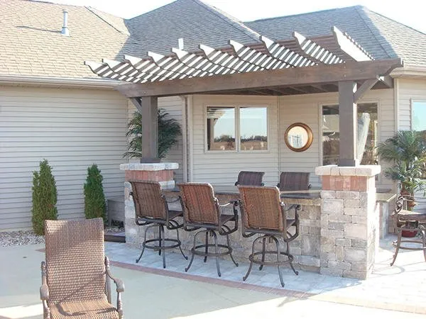 Expert garden landscaping experts serving Appleton, WI - Great Escapes Handscaping