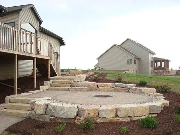 Local residential landscaping experts serving Appleton, WI - Great Escapes Handscaping