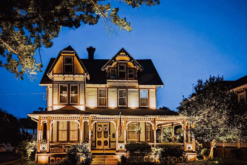 Custom garden landscaping near you in Covington, GA by Great Estates Landscaping