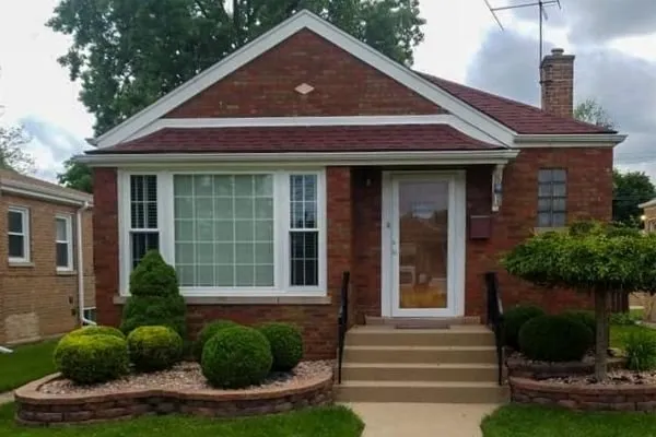 Affordable garden landscaping for beautiful yards across Fuquay-Varina, NC - Great Expectations Lawn and Landscape