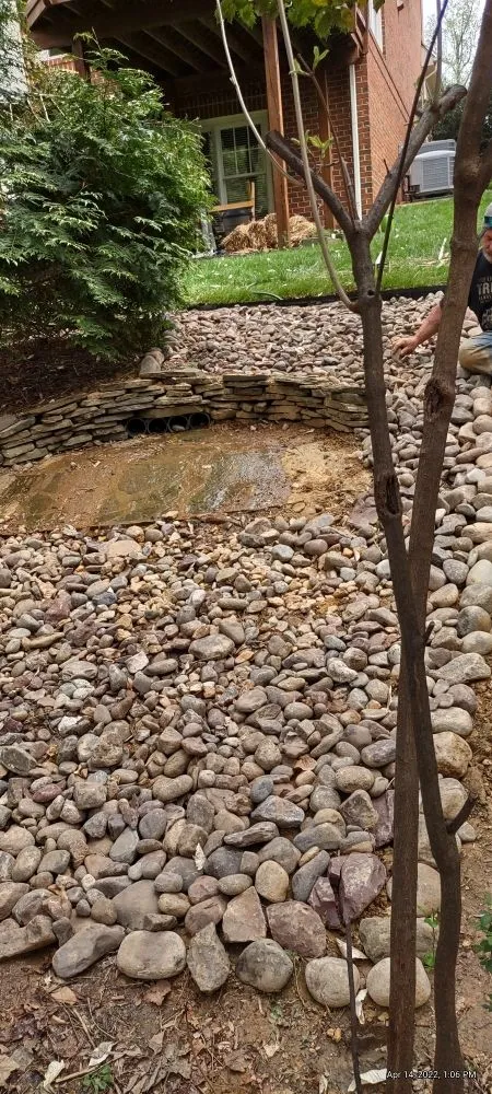 Professional landscaping services experts serving Hillsboro, VA - Great Falls Tree & Landscaping