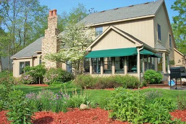 Expert residential landscaping near you in Flint, MI by Great Lakes Landcare
