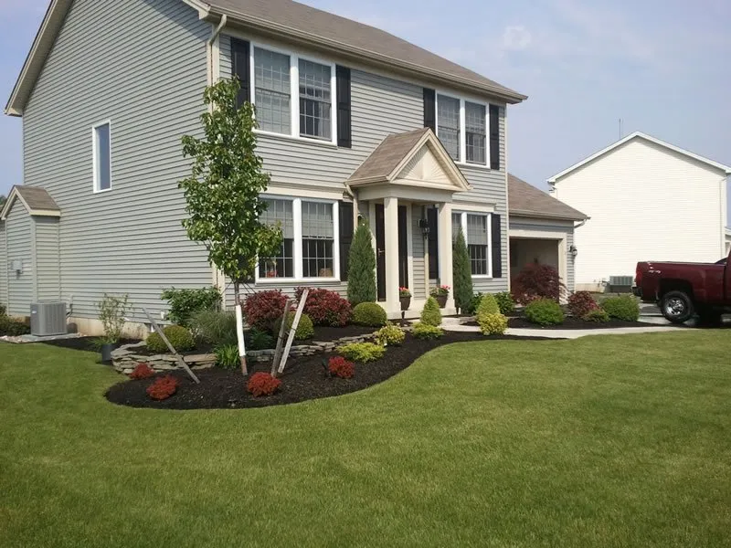 Top-rated yard maintenance experts serving Orchard Park, NY - Great Lakes Property Services