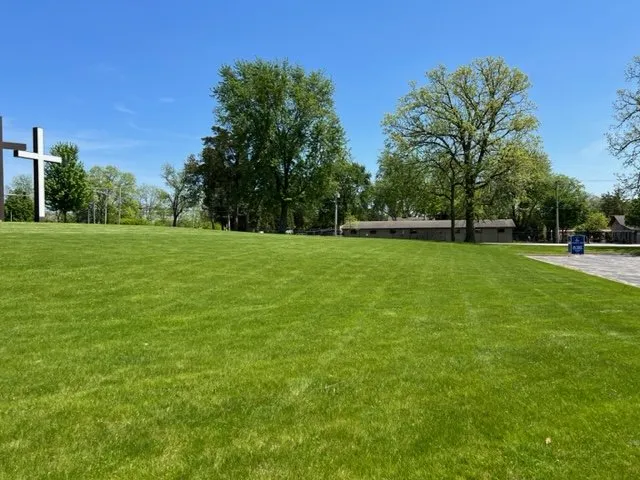 Reliable residential landscaping experts serving Elgin, IL - Great Lakes Site Services