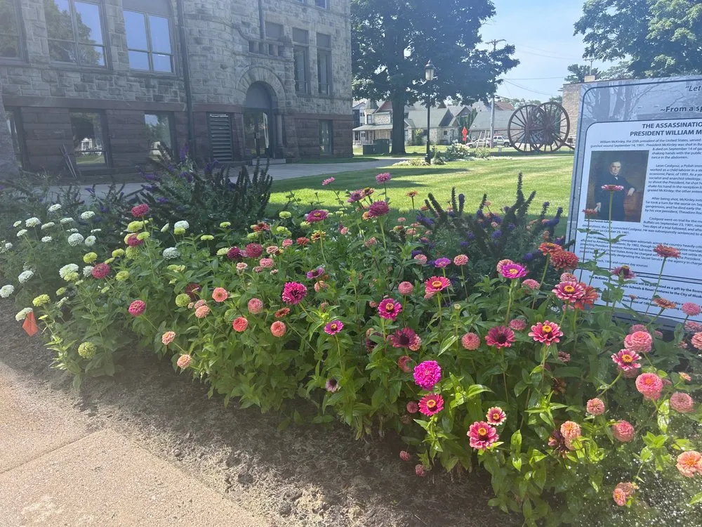 Custom lawn mowing service experts serving Muskegon, MI - Great Lakes Works