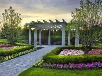 Reliable garden landscaping in Novi, MI - Great Oaks Landscape Associates