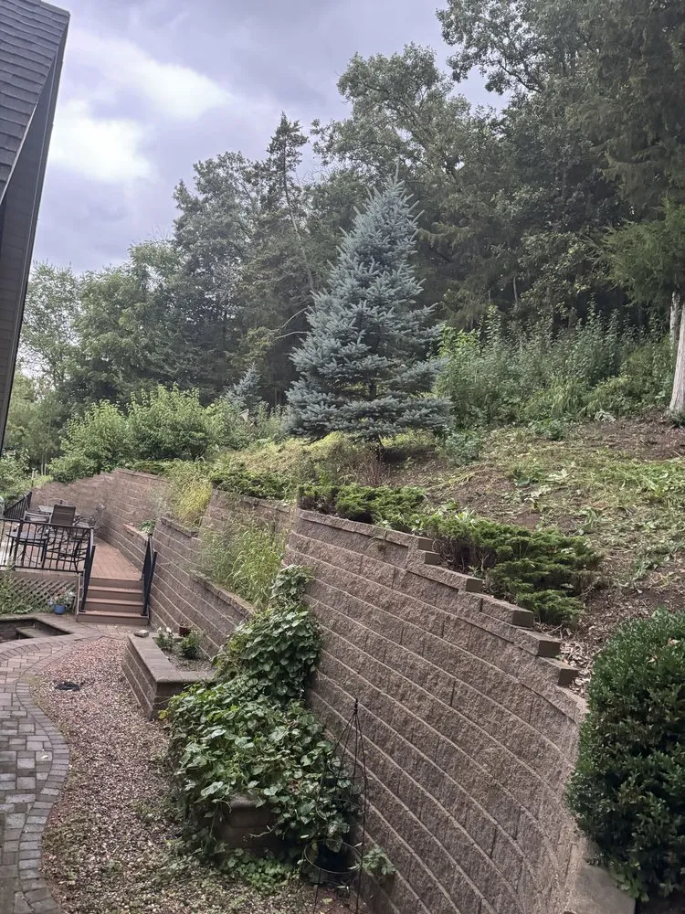 Local garden landscaping experts serving Hager City, WI - Great River Road Lawn & Snow